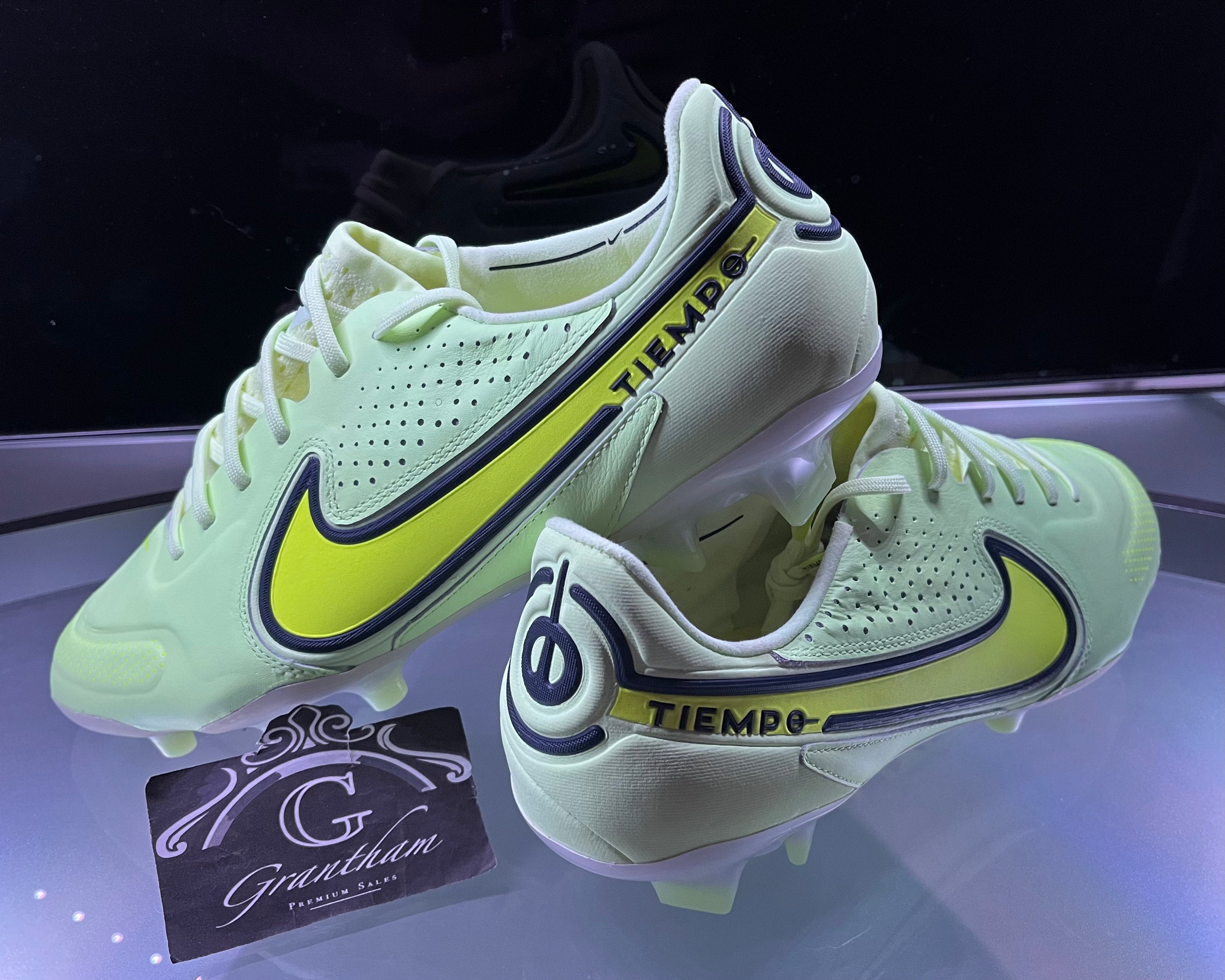 nike tiempo elite 44