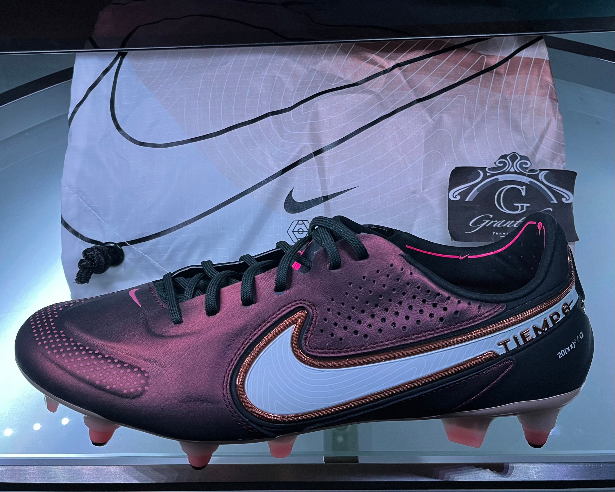 【新品未使用】NIKE TIEMPO LEGEND 9 SG Nike Tiempo Legend 9 SG PRO