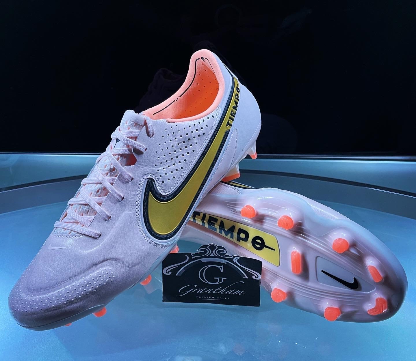 ELITE Nike Tiempo Legend 9 FG UK 8.5 EU 43 LUCENT PACK GPS Football
