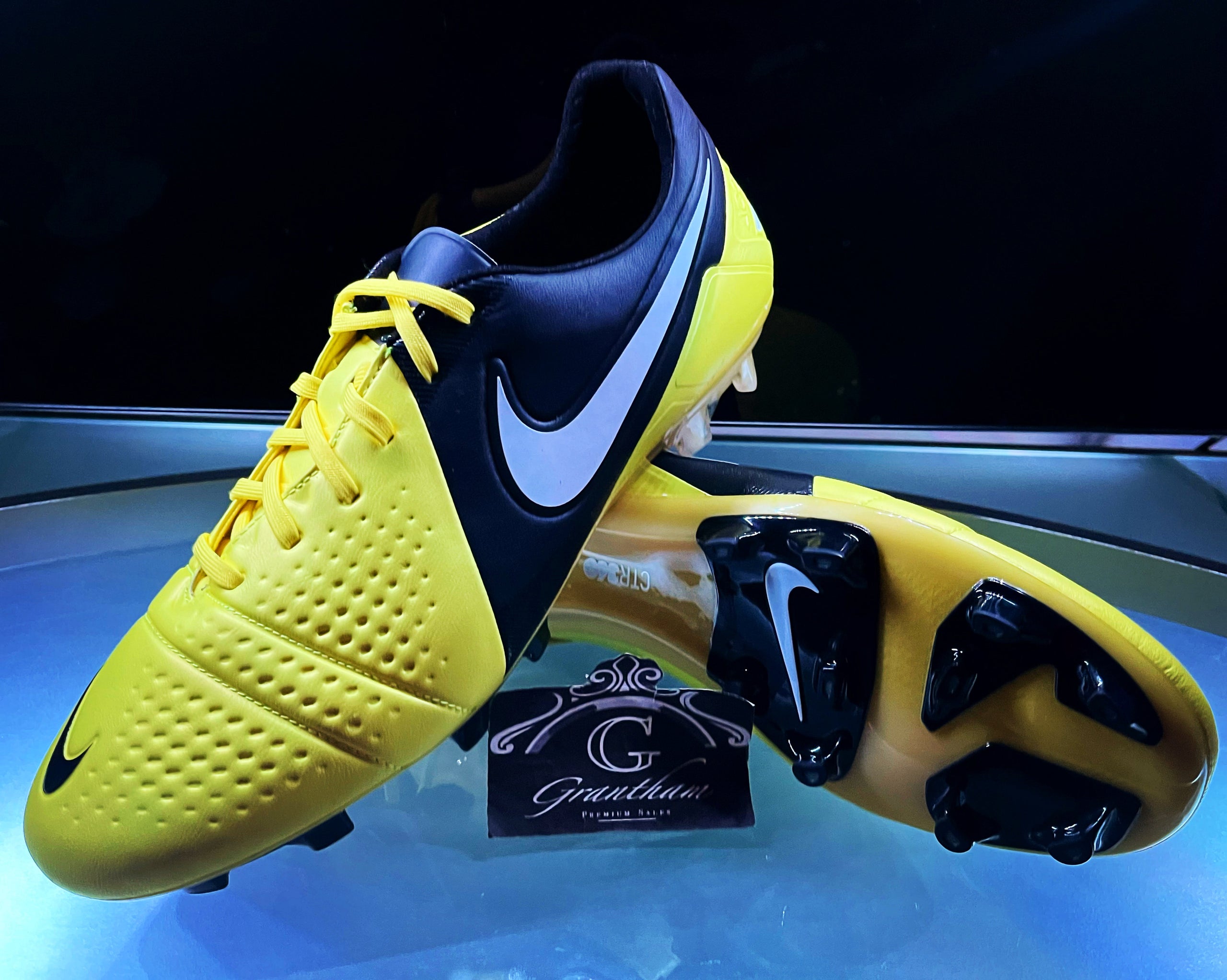 Nike ctr360 yellow and black online